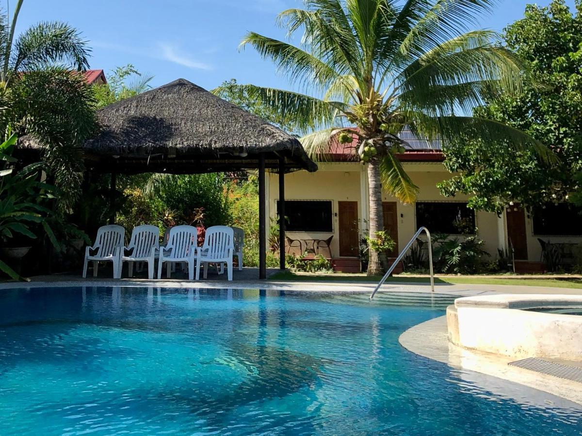 Strutz Art Garden Resort Bangued Eksteriør bilde